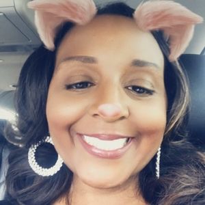 Meet your Posher, Cherona